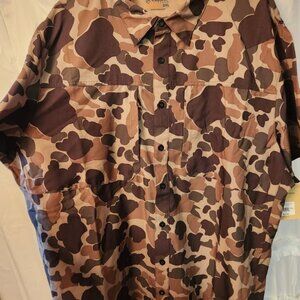 Magellan Outdoors Hunt Gear Button Up 2XL NWT Camo!